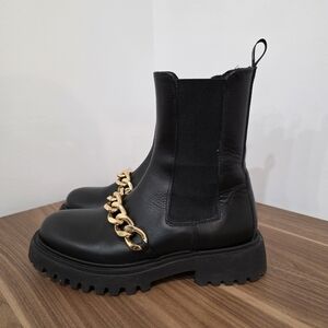 Cavalli Class Black Leather Chelsea Boots with Gold Chain – Size 38